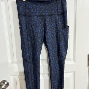 Lululemon Athletica Blue Leggings with High Waist and Stretch Fit